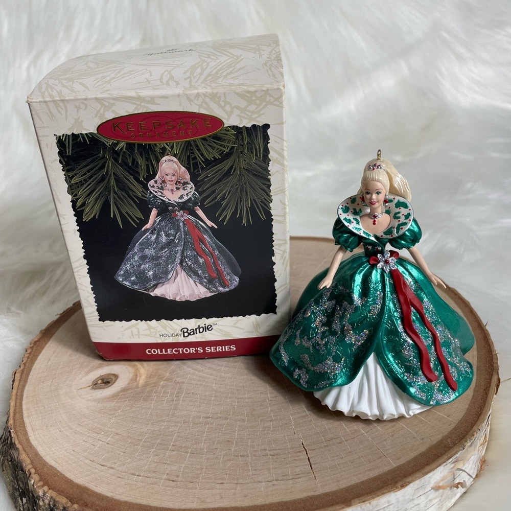 Barbie Holiday Keepsake Ornament 1995 Collector Series